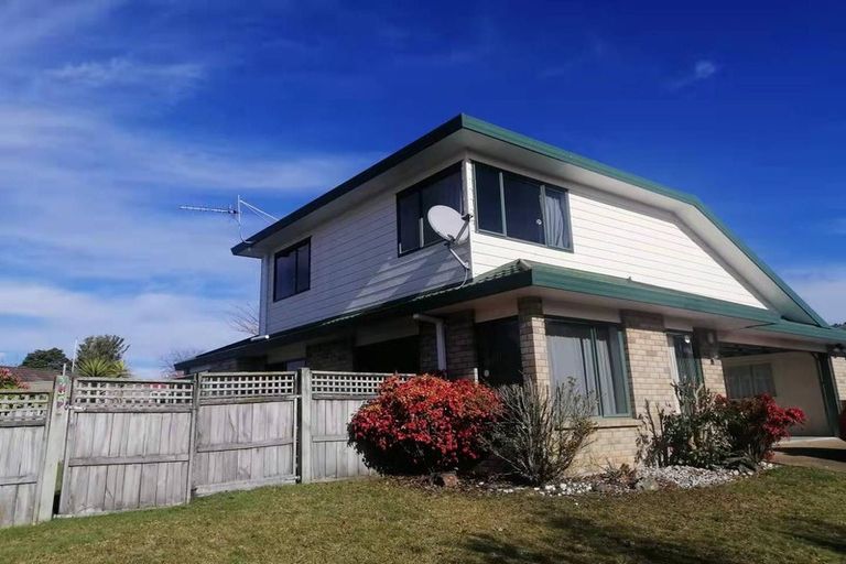 Photo of property in 6a Hoyte Place, Pukehangi, Rotorua, 3015