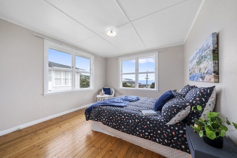 Photo of property in 30 Matatiro Street, Titahi Bay, Porirua, 5022