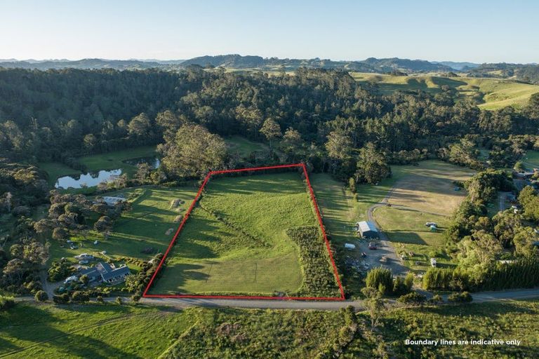 Photo of property in 104 Taiwawe Lane, Whenuakite, Whitianga, 3591