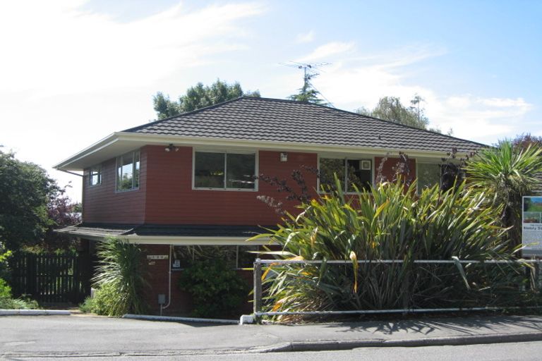 Photo of property in 134 Cashmere Road, Hoon Hay, Christchurch, 8025