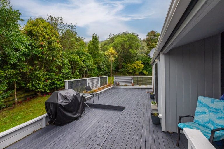 Photo of property in 17a Matenga Street, Waikanae, 5036