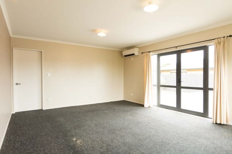 Photo of property in 8 Belle Maison Court, Levin, 5510