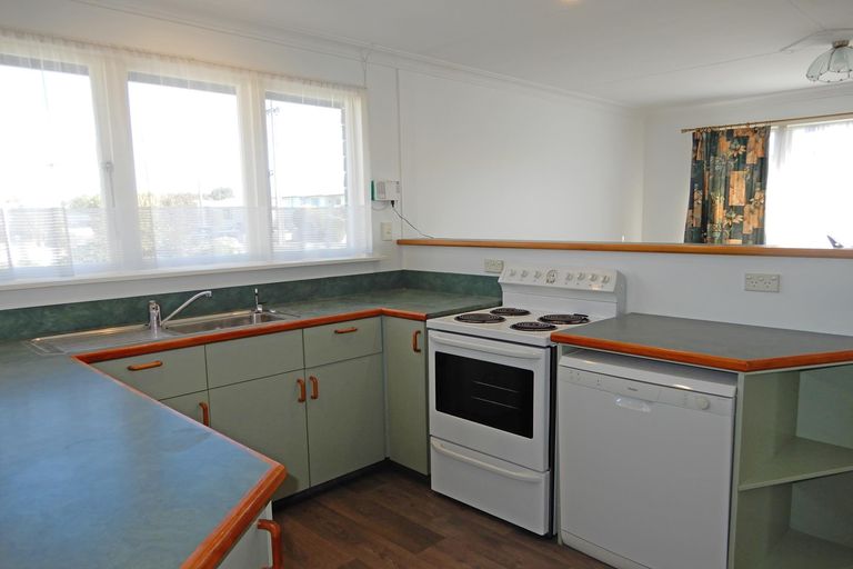 Photo of property in 17 Glendale Crescent, Holmes Hill, Oamaru, 9401