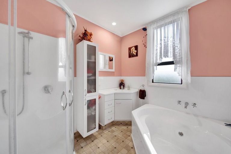 Photo of property in 21 Kent Terrace, Midhirst, Stratford, 4394