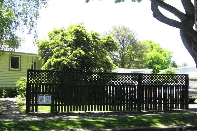 Photo of property in 4b Truman Road, Bryndwr, Christchurch, 8053