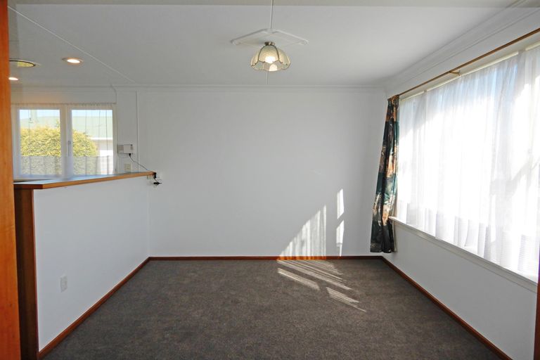 Photo of property in 17 Glendale Crescent, Holmes Hill, Oamaru, 9401