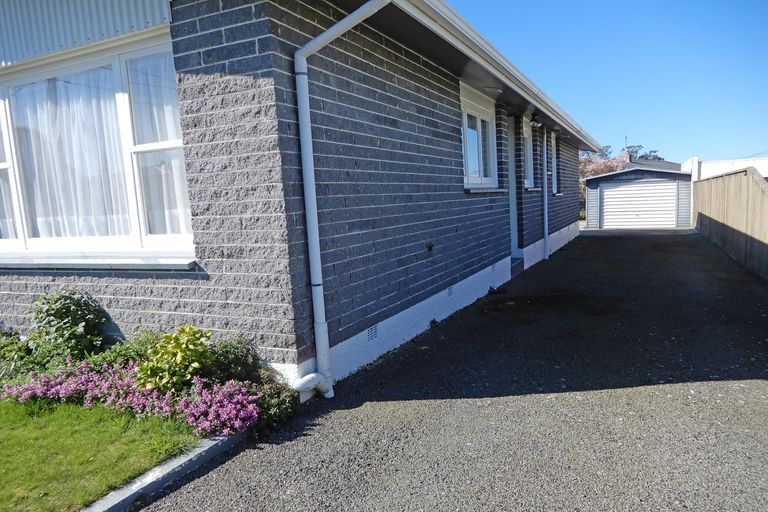 Photo of property in 17 Glendale Crescent, Holmes Hill, Oamaru, 9401