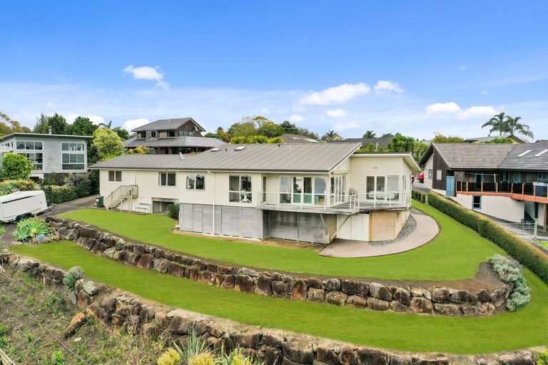 Photo of property in 54 Riverview Road, Kerikeri, 0230