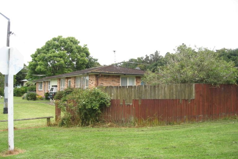 Photo of property in 2/387 Great South Road, Opaheke, Papakura, 2113