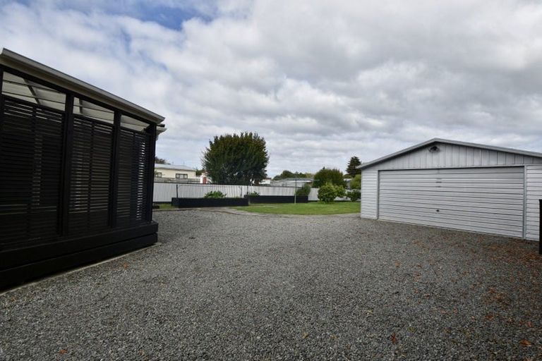Photo of property in 65 Victoria Street, Carterton, 5713