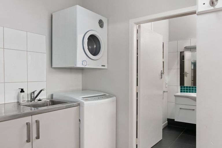 Photo of property in 28a Moana Road, Okitu, Gisborne, 4010