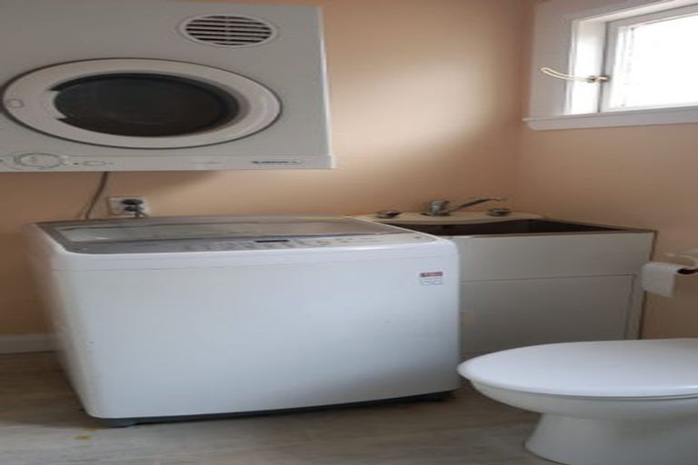 Photo of property in 79 Waterloo Road, Hutt Central, Lower Hutt, 5010