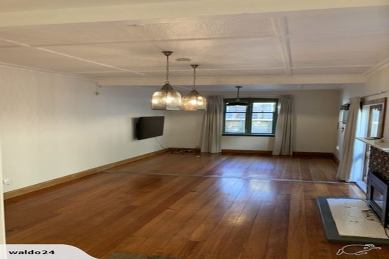 Photo of property in 88 Kinghorne Street, Strathmore Park, Wellington, 6022