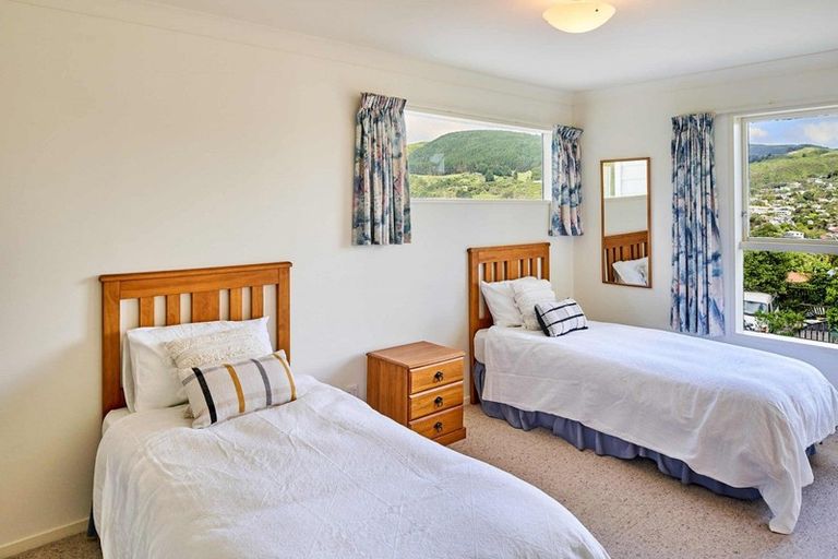 Photo of property in 10 Katarina Grove, Tawa, Wellington, 5028