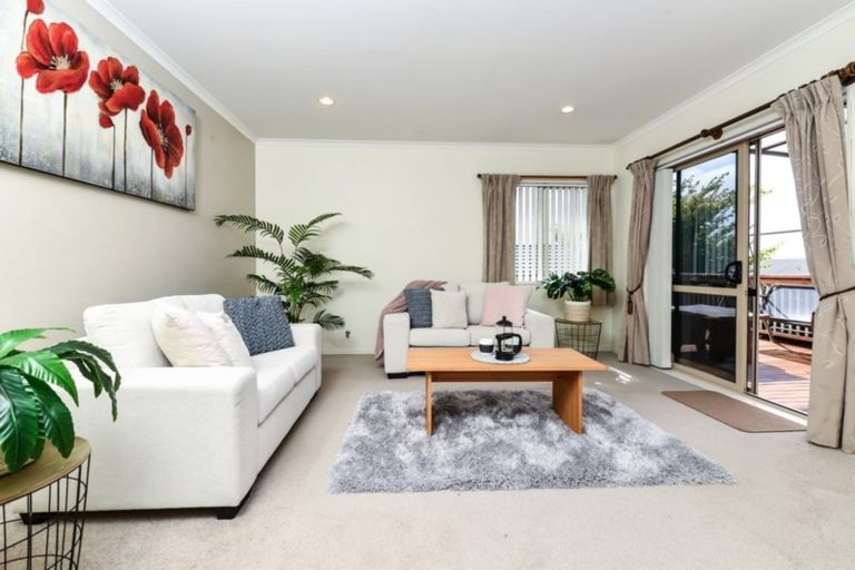 Photo of property in 137 Rototuna Road, Rototuna, Hamilton, 3210