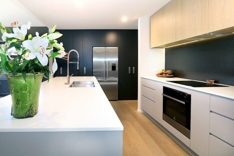 Photo of property in 84 Threepwood Road, Lake Hayes, Queenstown, 9371