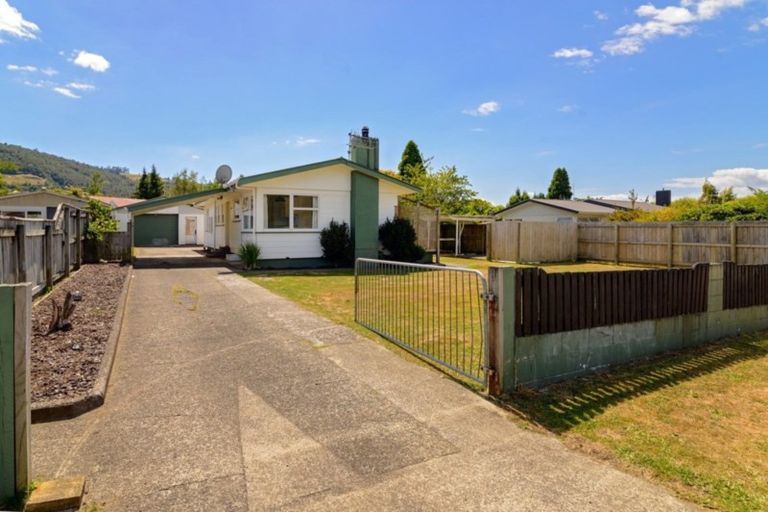 Photo of property in 29 Homedale Street, Pukehangi, Rotorua, 3015