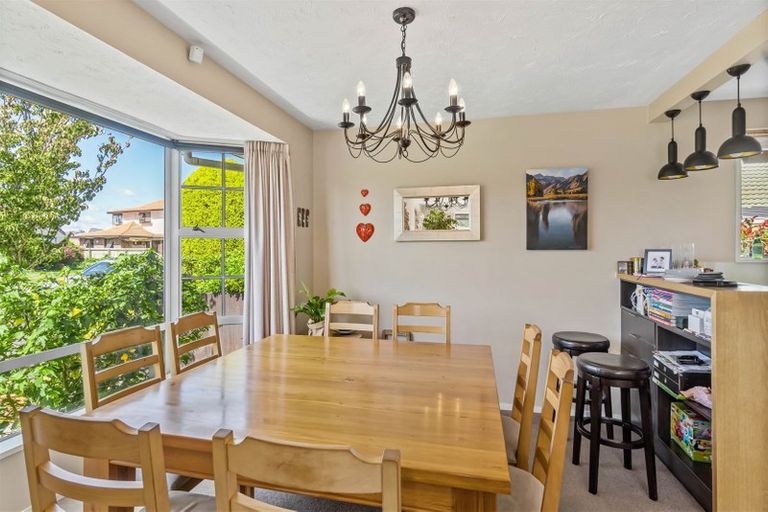 Photo of property in 17 Kinross Street, Hei Hei, Christchurch, 8042