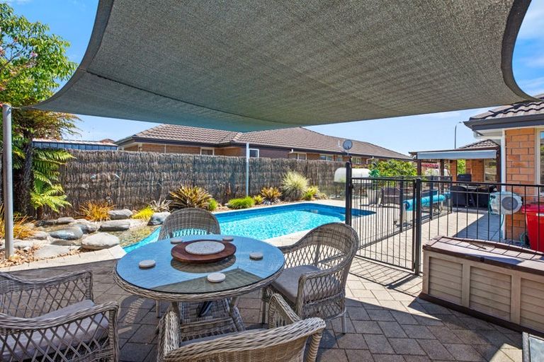 Photo of property in 120 Doncaster Drive, Papamoa Beach, Papamoa, 3118