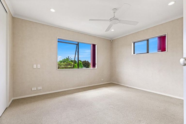 Photo of property in 36 Rush Creek Drive, Westgate, Auckland, 0614