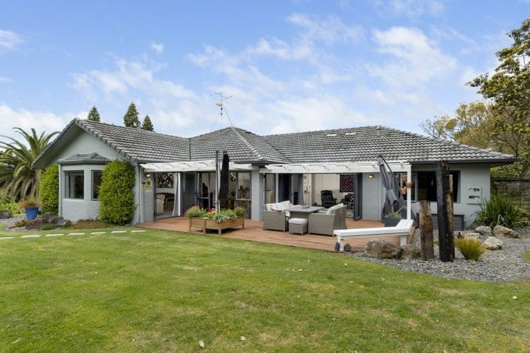 Photo of property in 37 Canon Road, Tanners Point, Katikati, 3170