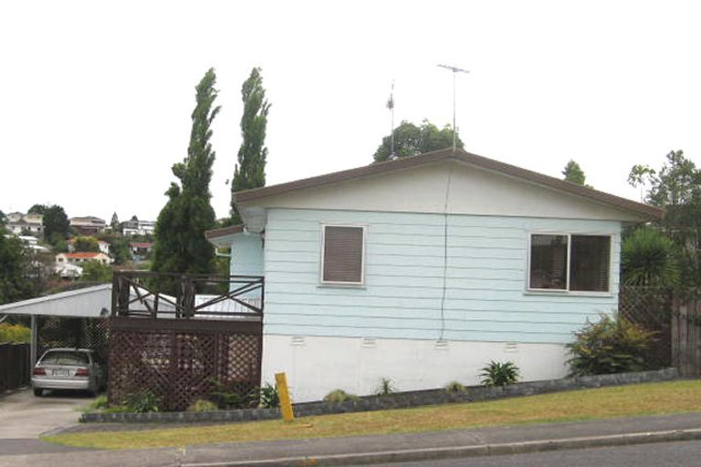 Photo of property in 55 Athena Drive, Totara Vale, Auckland, 0629
