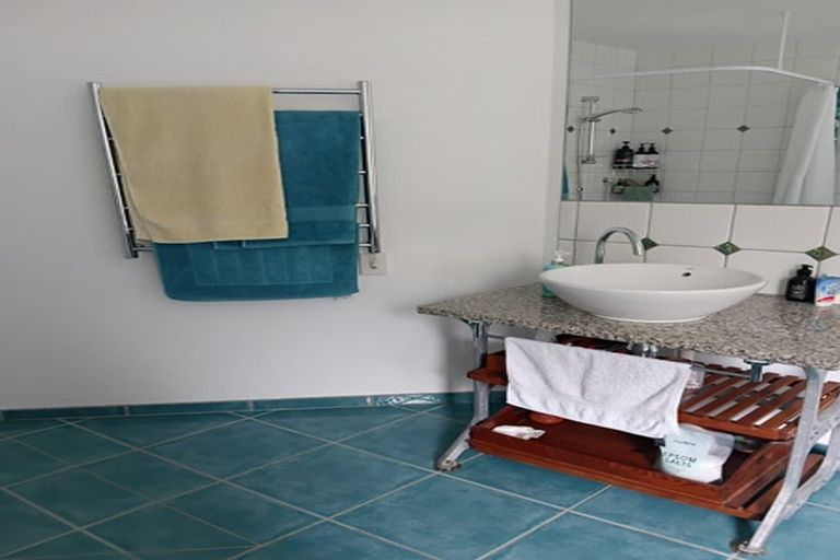 Photo of property in 275 Massey Road, Waipu, 0582