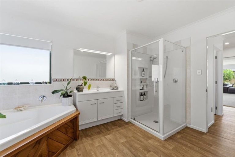 Photo of property in 72 Palm Beach Boulevard, Papamoa Beach, Papamoa, 3118