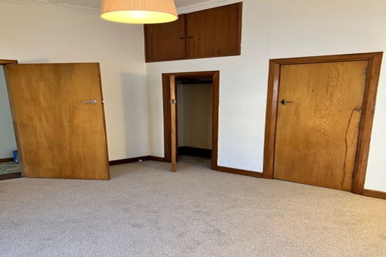 Photo of property in 7 Herald Terrace, Berhampore, Wellington, 6023