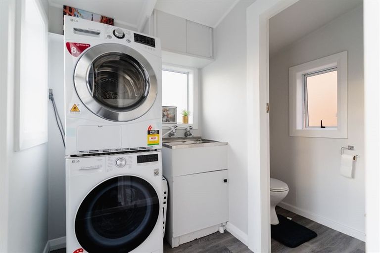 Photo of property in 228 Oxford Street, South Dunedin, Dunedin, 9012