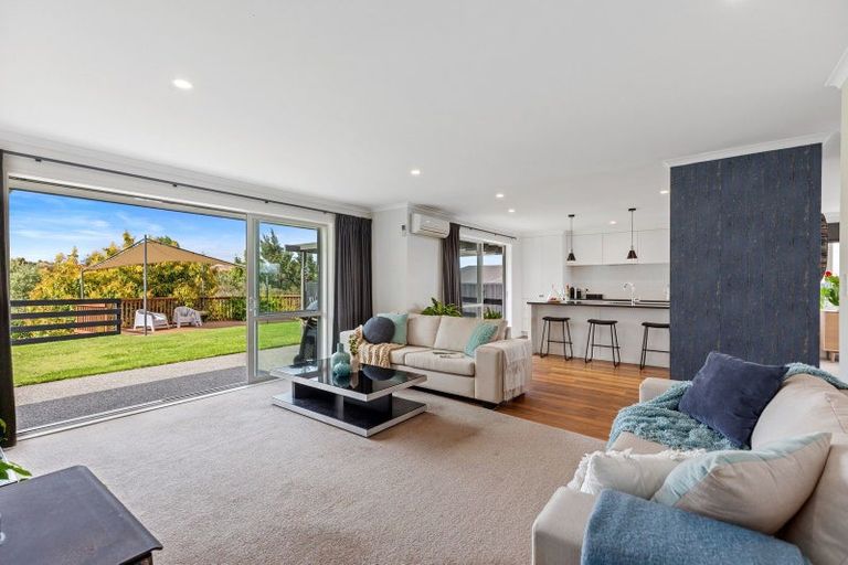 Photo of property in 10 Carex Close, Pyes Pa, Tauranga, 3112
