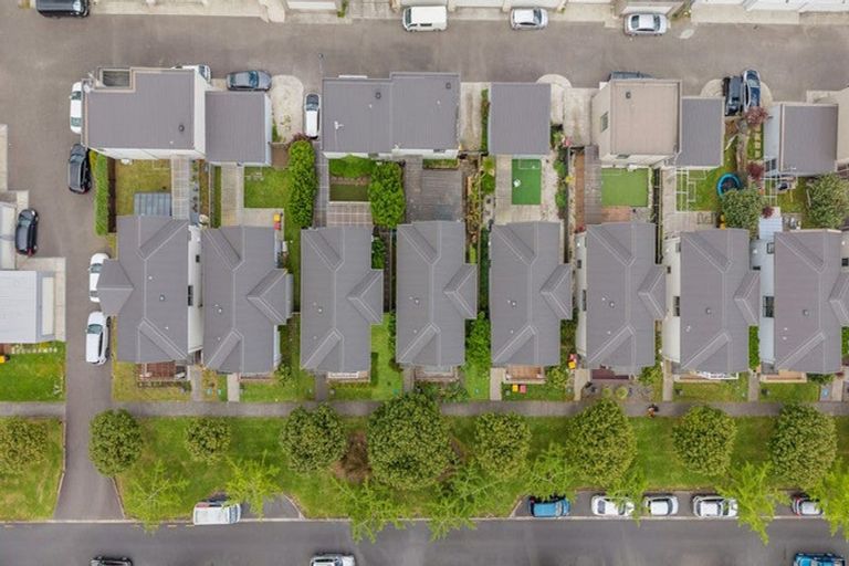 Photo of property in 10 Mohua Avenue, Takanini, 2112