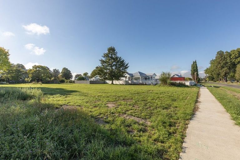 Photo of property in 15 Rochfort Street, Otane, 4202