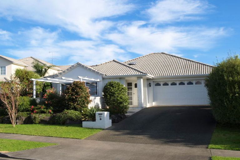 Photo of property in 32 Cantora Avenue, Northpark, Auckland, 2013