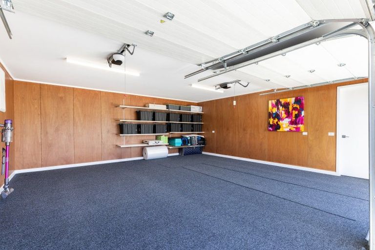 Photo of property in 10 Kohuhu Lane, Redwood Valley, 7081