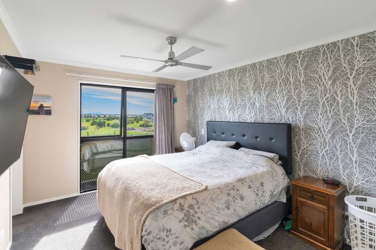 Photo of property in 16 Brian Keogh Lane, Wigram, Christchurch, 8025