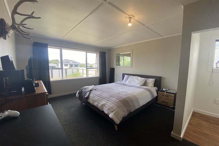 Photo of property in 65 Studholme Street, Temuka, 7920