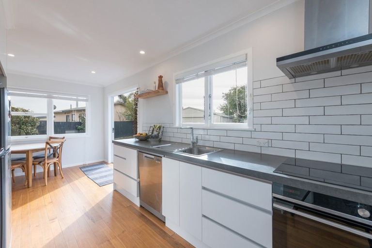 Photo of property in 24 Otterson Street, Tahunanui, Nelson, 7011