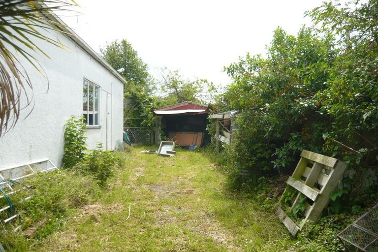 Photo of property in 102 Shearman Street, Waimate, 7924