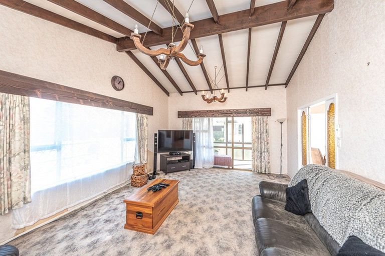 Photo of property in 78 Hinau Street, Castlecliff, Whanganui, 4501