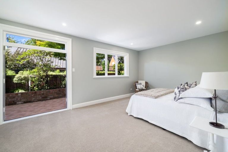 Photo of property in Chilcombe Homestead, 4 Medbury Terrace, Fendalton, Christchurch, 8041