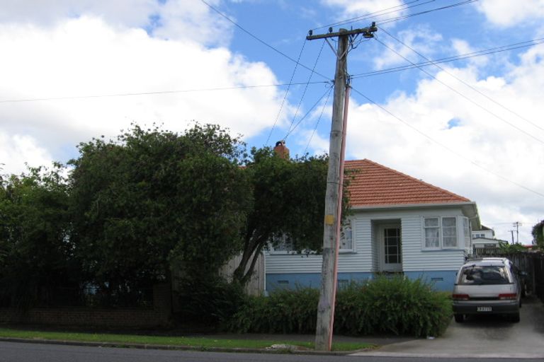 Photo of property in 14 Alford Street, Waterview, Auckland, 1026