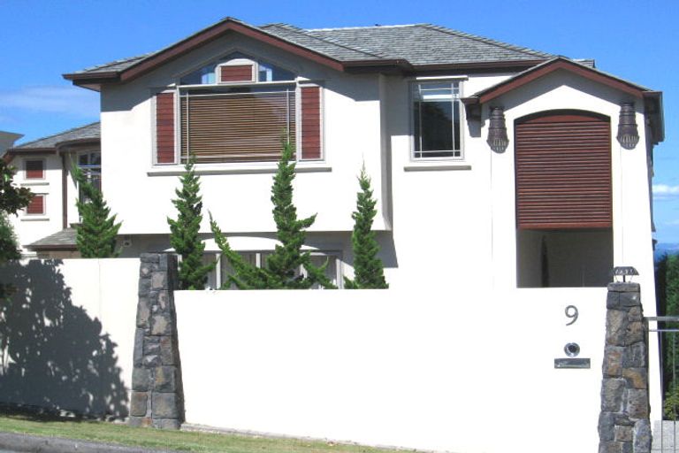 Photo of property in 9 Churchill Road, Murrays Bay, Auckland, 0630