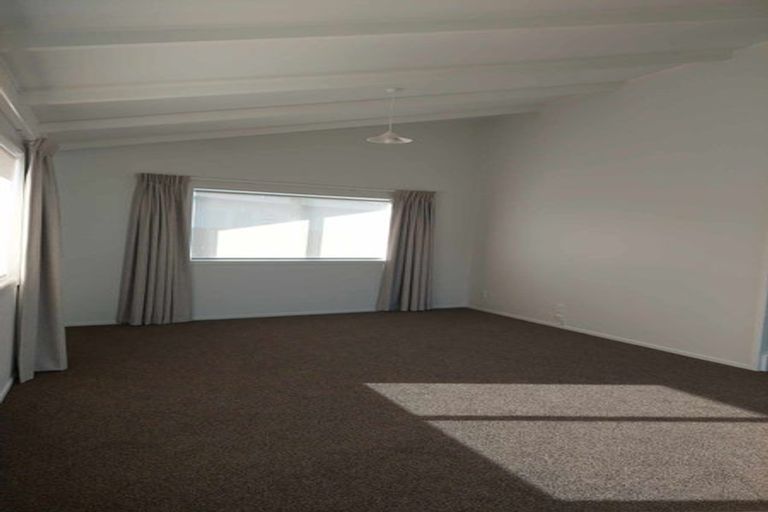 Photo of property in 54 Tuhikaramea Road, Dinsdale, Hamilton, 3204