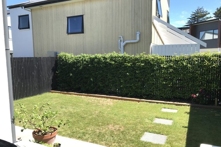 Photo of property in 14 Frank Gill Road, Hobsonville, Auckland, 0616