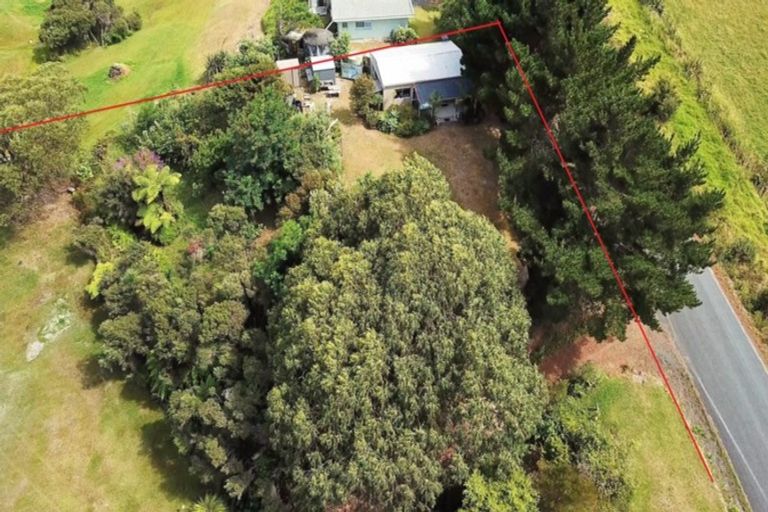 Photo of property in 21 Koutu Point Road, Opononi, Kaikohe, 0473