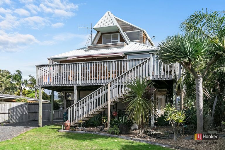 Photo of property in 21 Snell Crescent, Waihi Beach, 3611