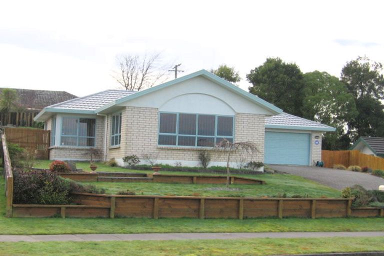 Photo of property in 24 Ayrshire Drive, Grandview Heights, Hamilton, 3200