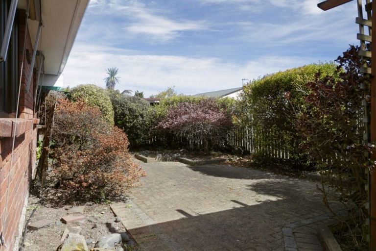 Photo of property in 2/137 Te Heuheu Street, Taupo, 3330