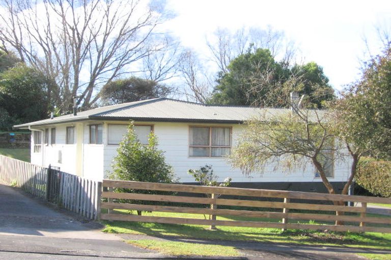 Photo of property in 15 Splitt Avenue, Glenview, Hamilton, 3206